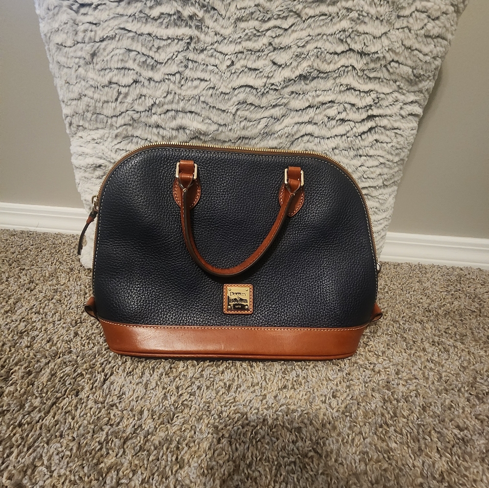Dooney & Bourke